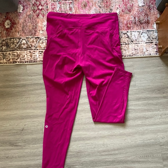 LuLu Swift Speed high rise legging- Sz 14 PINK - Picture 3 of 4